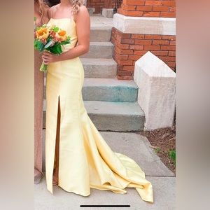 Yellow Size 2 Sherri Hill Prom Dress